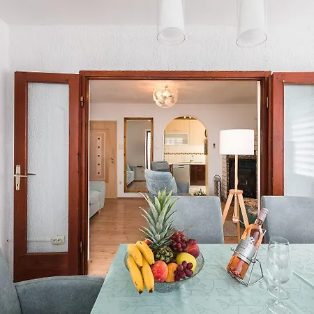 Apartament Lichtdurchflutetes Nur 200 Meter Zum Mit Meerblick, Haustiere Erlaubt