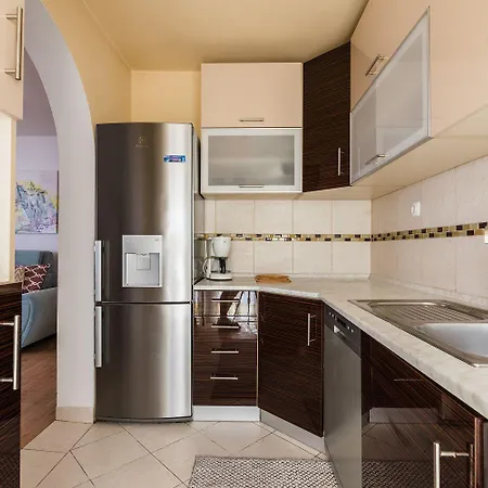 Lichtdurchflutetes Nur 200 Meter Zum Mit Meerblick, Haustiere Erlaubt Apartament Crikvenica